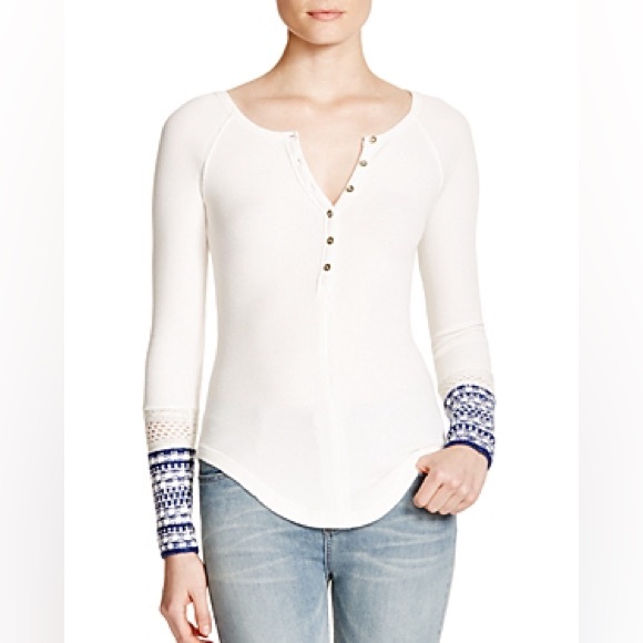 Free People Ski Lodge Newbie Thermal Decorative Cuff - Picture 2 of 3